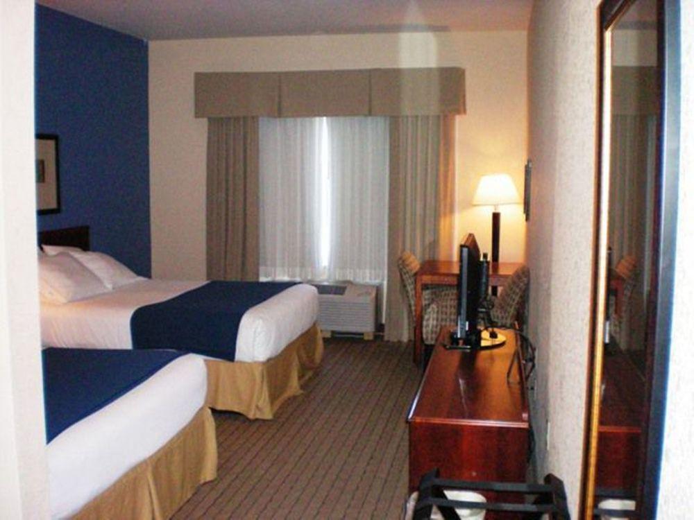 Holiday Inn Express Hotel & Suites Acme-Traverse City By Ihg Exterior foto